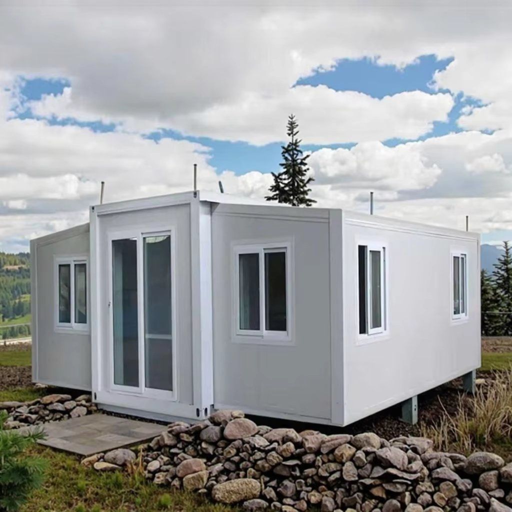 E1 Sala de expansión: versión estándar de 20 pies con dos dormitorios y una sala de estar