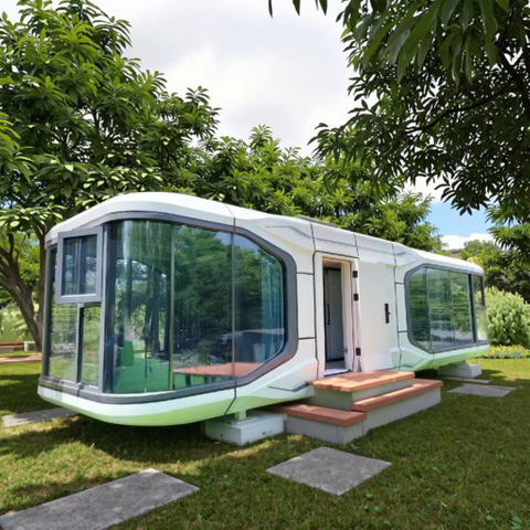 Cápsula espacial modular de transporte desmontable M7